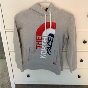 Women’s north face hoodie